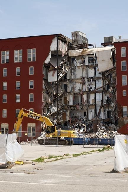 A timeline of concerns raised about Iowa apartment building, months before it partially collapsed
